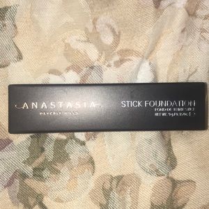 Anastasia Beverly Hills stick foundation